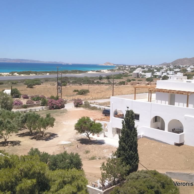 Glyfada Naxos / House of 217m2 / 640683
