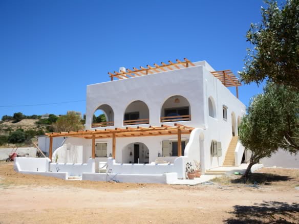 Glyfada Naxos / House of 217m2 / 640682