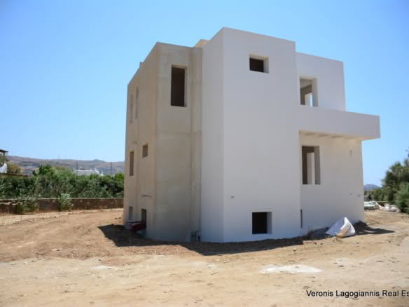 Plaka Naxos / House of 212m2 / 640684